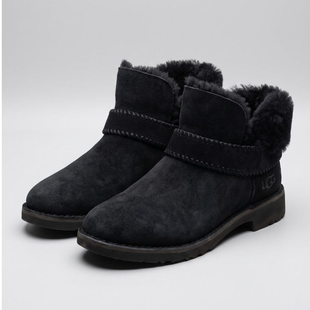 UGG Womens‎ 7.5 Granola Girl Boho Cozy Minimalist Sheepskin Suede McKay Booties